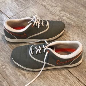 Nike women’s golf shoe. Size 8.5